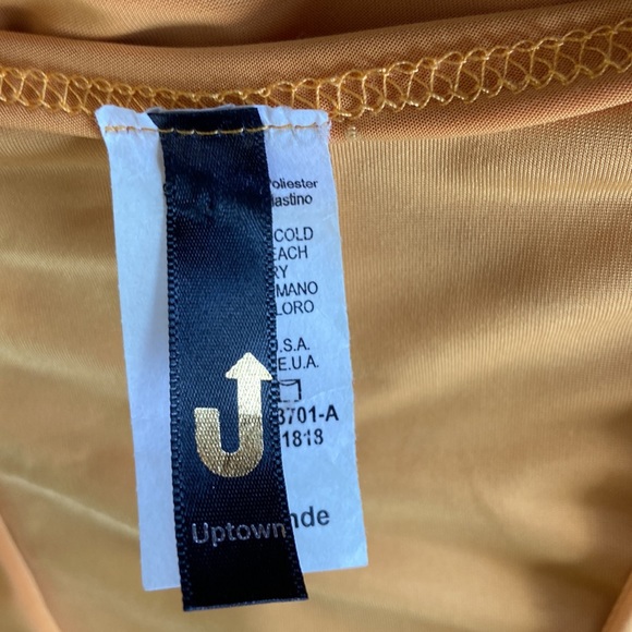 Uptown Bodysuit Sz Large V-Neck Light Orange Like New Condition - Picture 6 of 6
